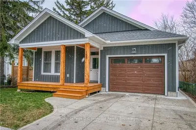 157 LEE Lane, Saugeen Shores, ON N0H 2L0