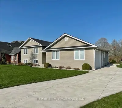 43 ELLEN Avenue, Brockton, ON N0G 2V0