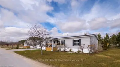 124 ROSEWOOD Drive, Georgian Bluffs, ON N4K 5N5