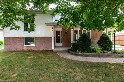 345 CRAWFORD Street, Saugeen Shores, ON N0H 2C2