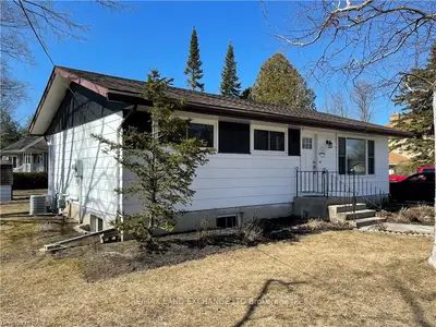31 GREY Street S, Saugeen Shores, ON N0H 2L0