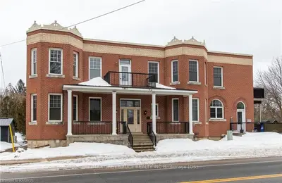 355 PRINCESS Street 2, Georgian Bluffs, ON N0H 2K0