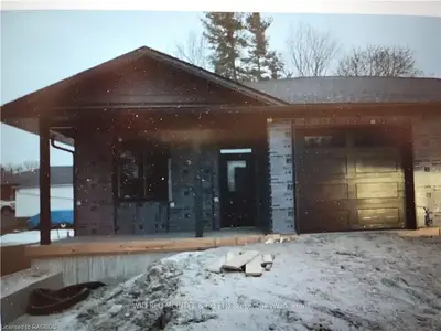 11 Coates Street, Brockton, On N0g 2v0