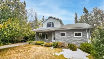 303 SECOND Avenue N, South Bruce Peninsula, ON N0H 2G0