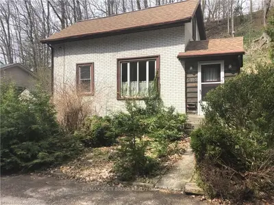512 7TH Street E, Owen Sound, ON N4K 1J5