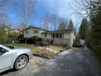 200 Miramichi Bay Road, Saugeen Shores, On N0h 2c6