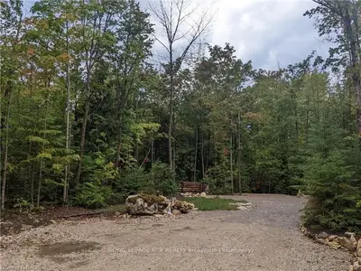 5 PARKSIDE Avenue, South Bruce Peninsula, ON N0H 2T0