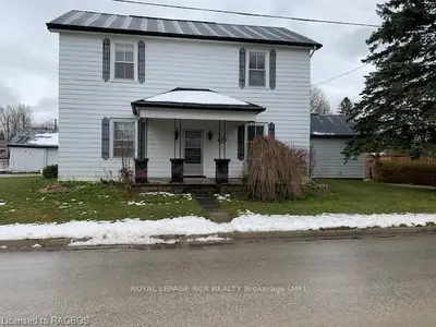 234 WELLINGTON Street W, Wellington North, ON N0G 2L1
