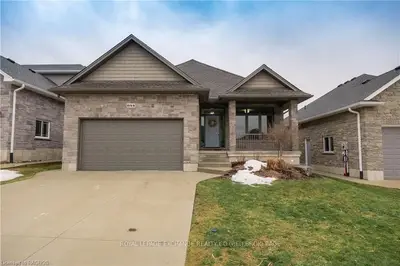 844 BRENTWOOD Drive, Saugeen Shores, ON N0H 2C4