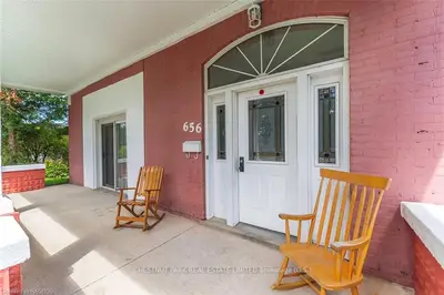 656 15th Street E, Owen Sound, On N4k 1x4