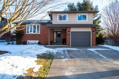 437 THEDE Drive, Saugeen Shores, ON N0H 2C4