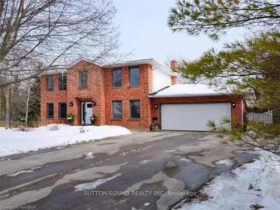149 Carney Street, Georgian Bluffs, On N4k 6v5