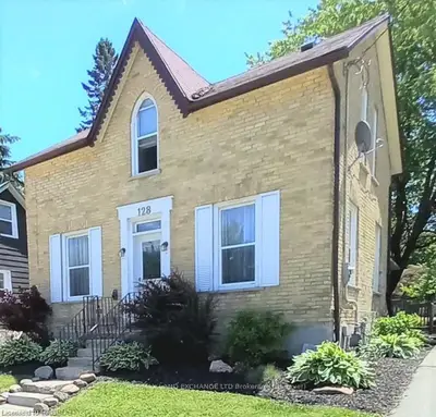 128 FREDERICK Street E, Wellington North, ON N0G 1A0
