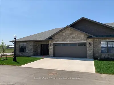 1050 Waterloo Street 01, Saugeen Shores, On N0h 2c4