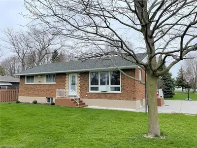 21 WEBSTER Street, Kincardine, ON N0G 2T0