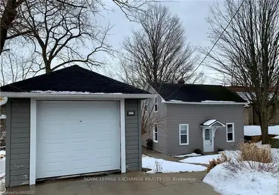 947 Princes Street, Kincardine, On N2z 1y5