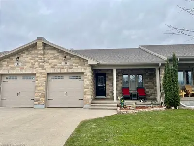 10 NYAH Court, Kincardine, ON N0G 2T0