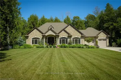 130 UPPER LORNE BEACH Road, Kincardine, ON N0G 2T0