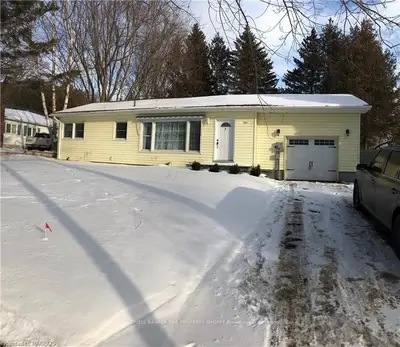 1165 Queen Street, Kincardine, On N2z 1g4