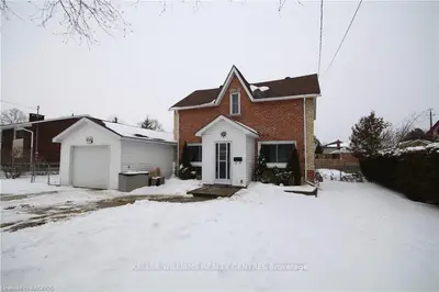 1688 7th Avenue E, Owen Sound, On N4k 2z4
