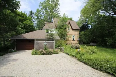 120 Elm Street, South Bruce Peninsula, On N0h 2t0