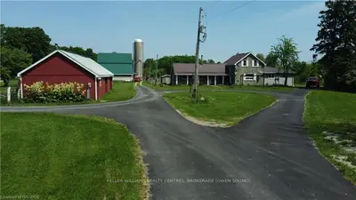 52 Meadowland Road, South Bruce Peninsula, ON N0H 2T0