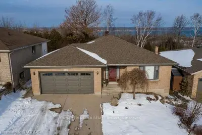 2642 7th Avenue E, Owen Sound, On N4k 6v1