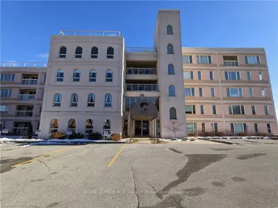 2555 3RD Avenue W 215, Owen Sound, ON N4K 6T8