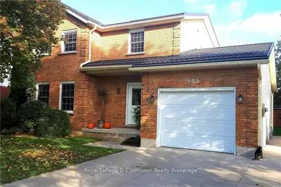 903 Parkwood Drive, Saugeen Shores, On N0h 2c2