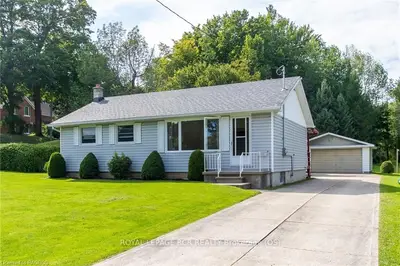 2110 6TH Avenue W, Owen Sound, ON N4K 5J3