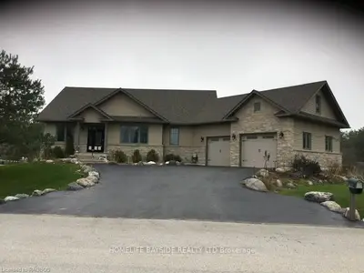 10 Pine Tree Drive, South Bruce Peninsula, On N0h 2p0