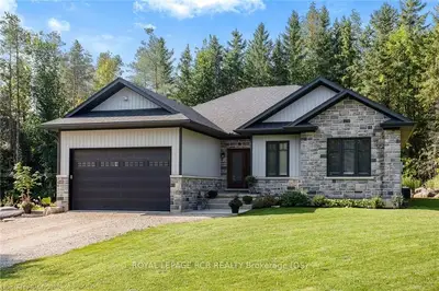 84404 6 Side Road, Meaford, ON N0H 1E0