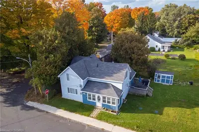 4 JOHN Street, Northern Bruce Peninsula, ON N0H 1W0