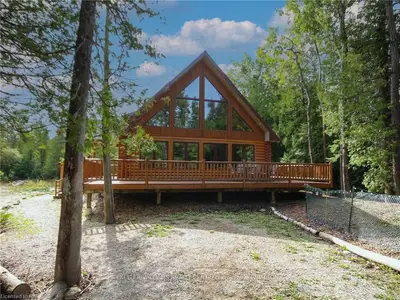 133 BIG TUB Road, Northern Bruce Peninsula, ON N0H 2R0
