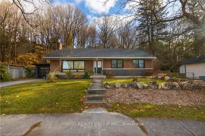 515 5TH Avenue E, Owen Sound, ON N4K 2R4
