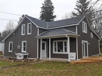 1071 6th Avenue W, Owen Sound, On N4k 5g8