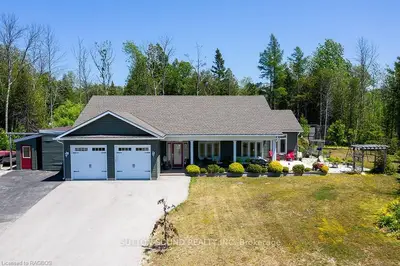 10 WILLIAMSON Place, South Bruce Peninsula, ON N0H 2T0