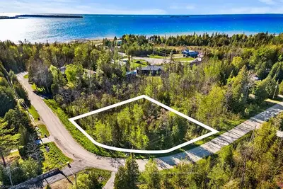 62 WILLIAM Court, South Bruce Peninsula, ON N0H 2T0