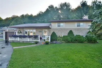 350 Isaac Street, South Bruce Peninsula, On N0h 2t0