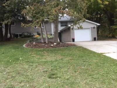 45 Upper Lorne Beach Road, Kincardine, On N2z 2t0