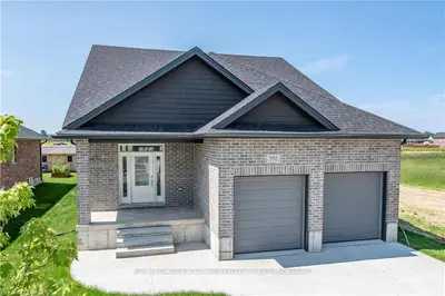 392 Devonshire Road, Saugeen Shores, On N0h 2c3