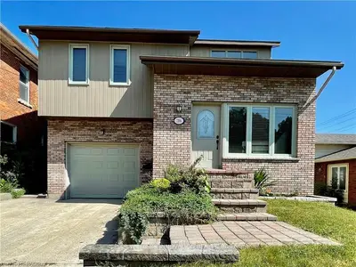 786 8th Street E, Owen Sound, ON N4K 1L9