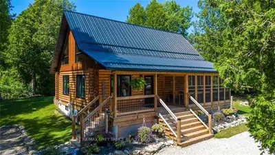 595 STOKES BAY Road, Northern Bruce Peninsula, ON N0H 1W0