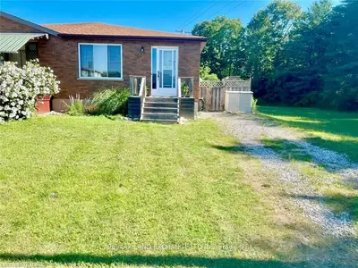 663 LLOYD Street, Saugeen Shores, ON N0H 2C1