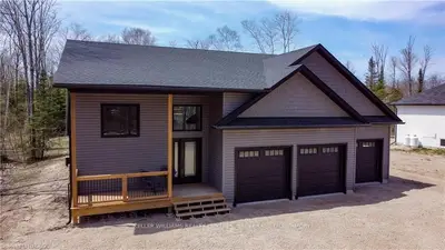 50 ROLLING HILLS Drive, South Bruce Peninsula, ON N0H 2T0