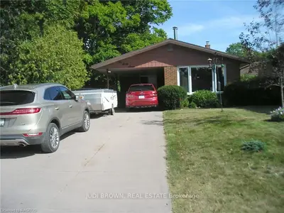 1067 West Street, Kincardine, On N2z 1c5