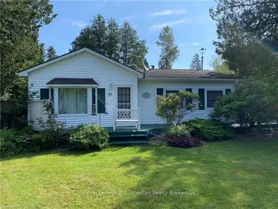 94 Bay Street, Saugeen Shores, On N0h 2l0