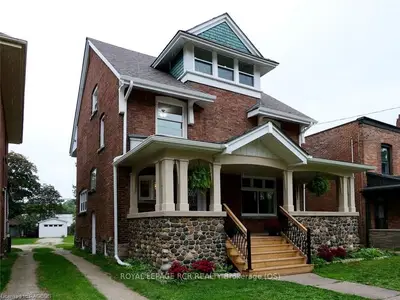 730 3rd Avenue E, Owen Sound, On N4k 2k3