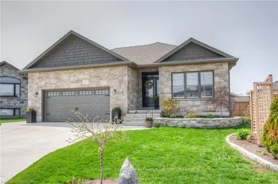 414 BUCKBY Lane, Saugeen Shores, ON N0H 2C1