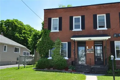 747 9TH Street E, Owen Sound, ON N4K 1P9